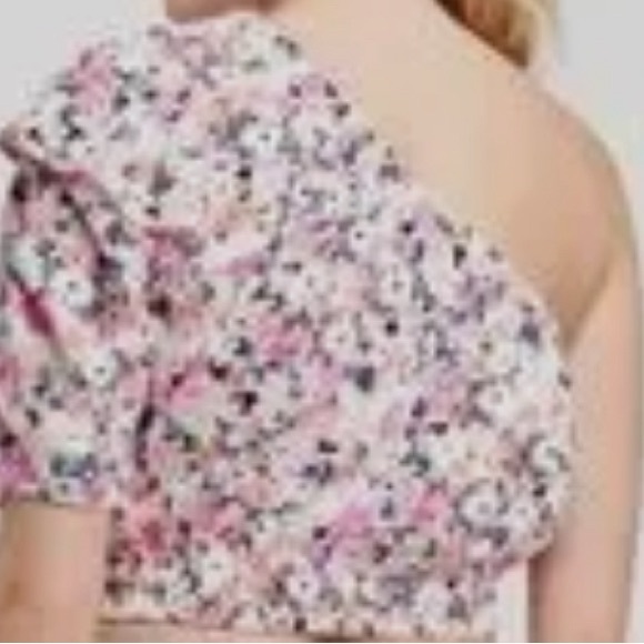 Off shoulder one sleeve top - Picture 3 of 3